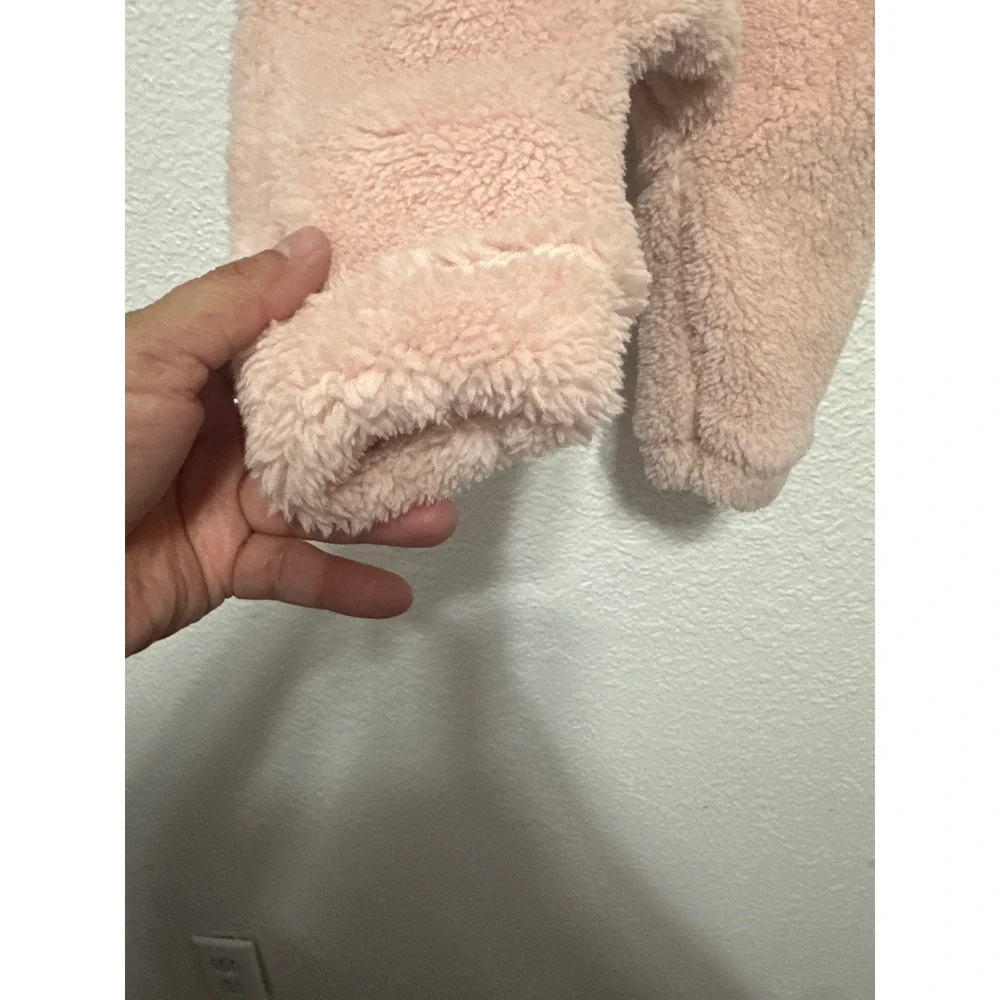 NWT Old Navy Baby Girls Pink Fuzzy Bear Hood Footie  12-18M